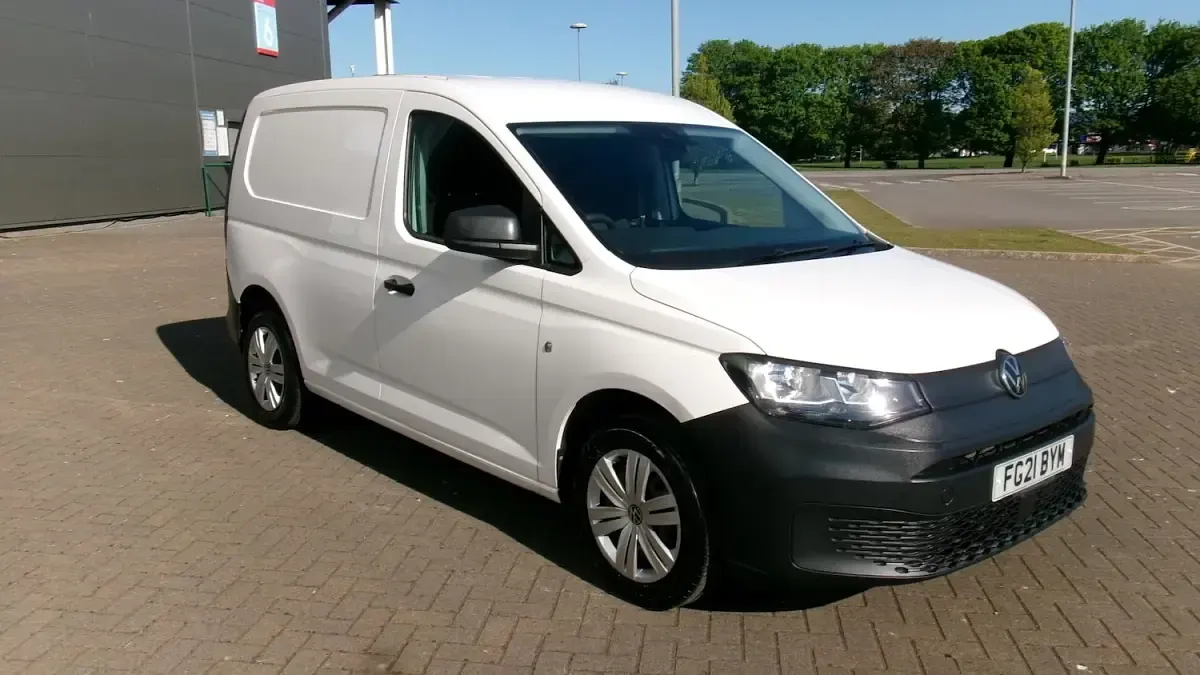 Used VW Caddy 102 HP (75 kW) 2021 White MPV