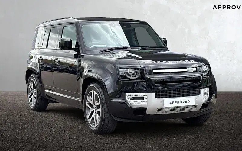Used Land Rover Defender 249 HP (183 kW) 2024 SUV
