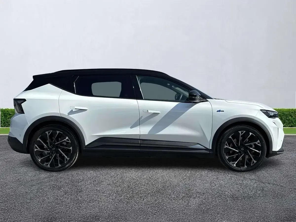 Used Renault Scenic E-Tech Esprit Alpine 160 kW (218 HP) 2024 White  SUV
