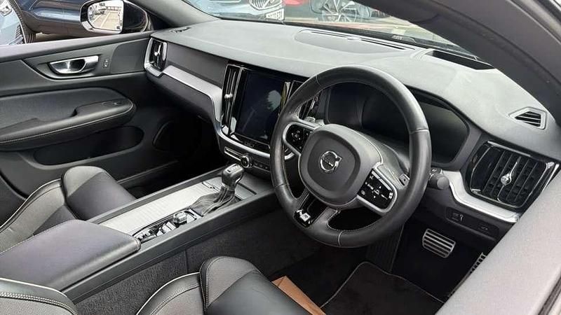 Used Volvo S60 R-Design 250 HP (183 kW) 2020 717 onyx black Sedan