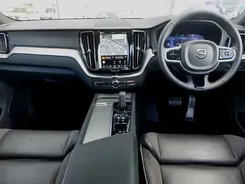 Used Volvo XC60 R-Design 197 HP (144 kW) 2022 Blue SUV