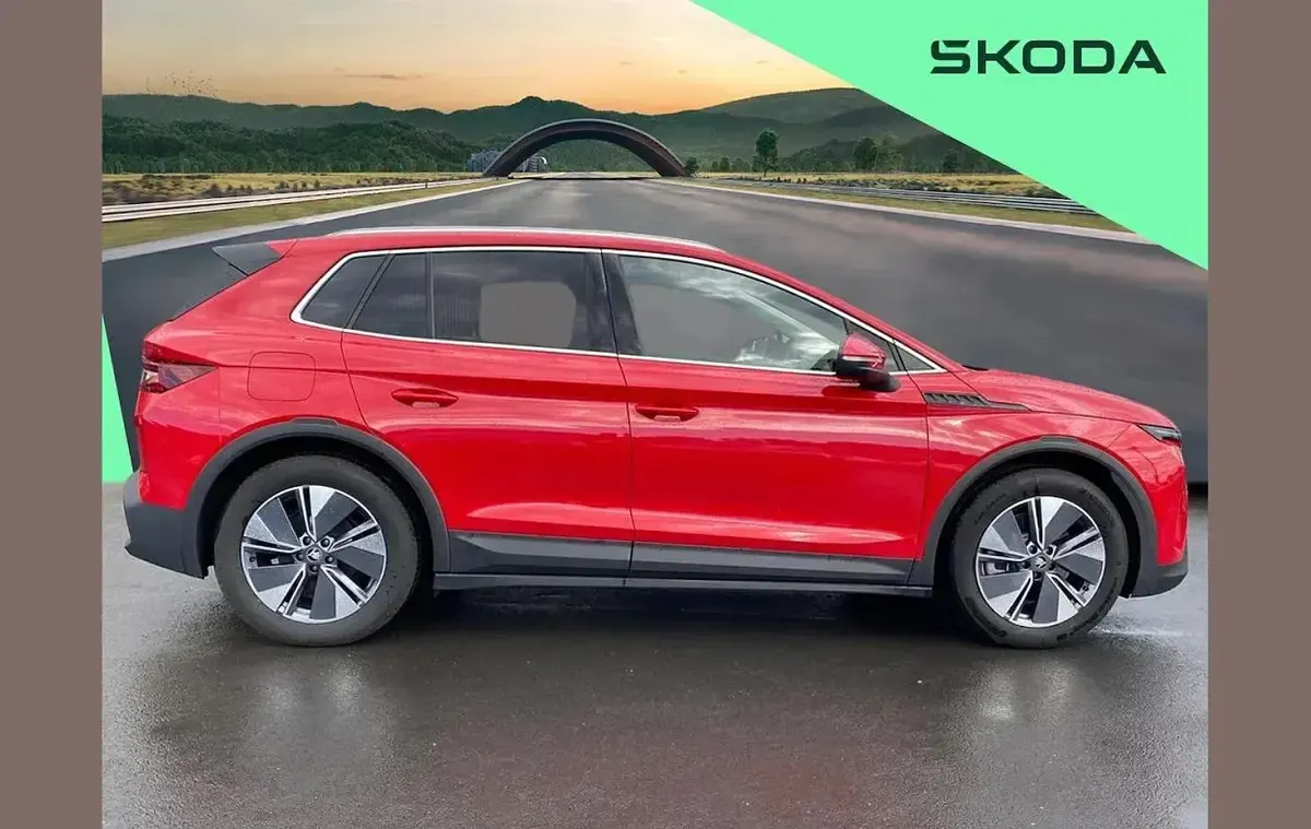 Used Skoda Elroq 210 kW (286 HP) 2025 Red SUV