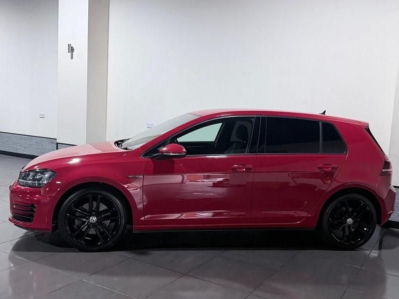 Used VW Golf VII GTD 2015 Red Hatchback