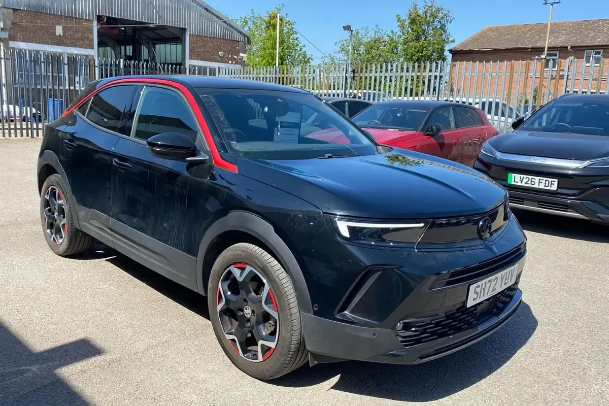 Second-hand Vauxhall Mokka GS Line 130 CP (95 kW) 2023 Negru SUV