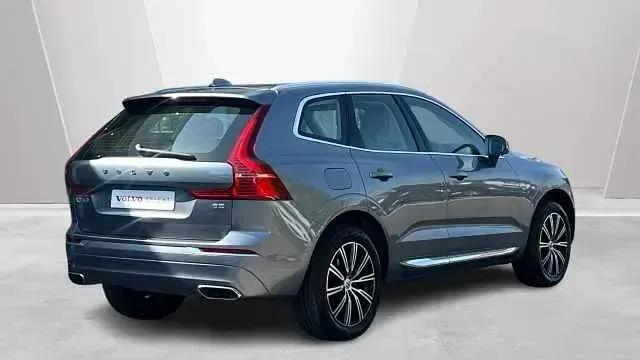 Used Volvo XC60 Inscription 247 HP (181 kW) 2021 Grey SUV
