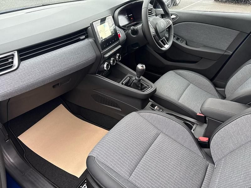 New Renault Clio V Techno 90 HP (66 kW) 2025 Iron blue  Hatchback