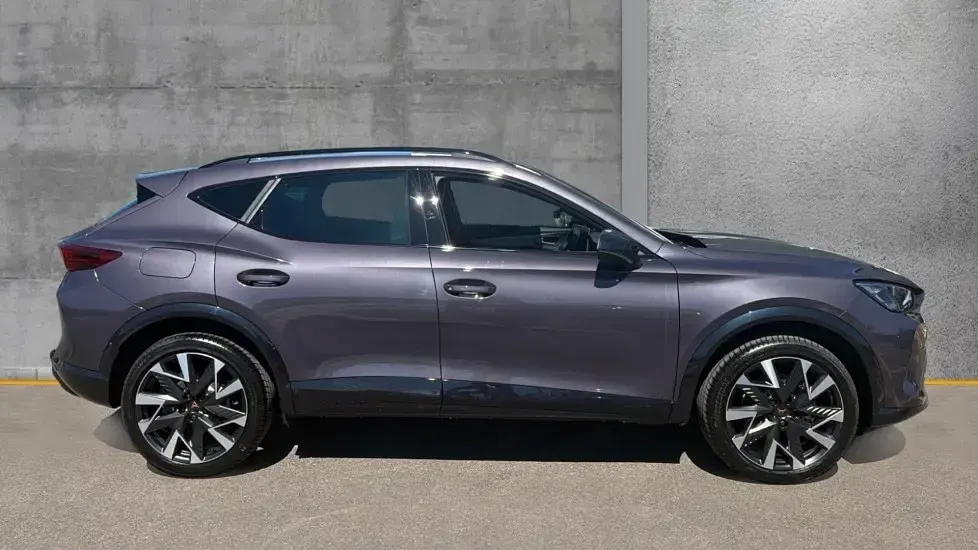 Nuevo Cupra Formentor 150 CV (110 kW) 2026 Premium metallic  dark void SUV