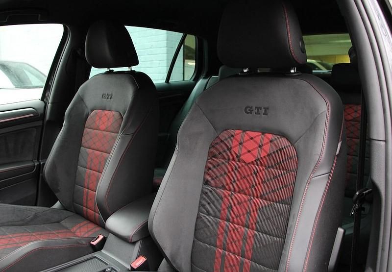 Used VW Golf VII GTI 290 HP (213 kW) 2019 Black Hatchback