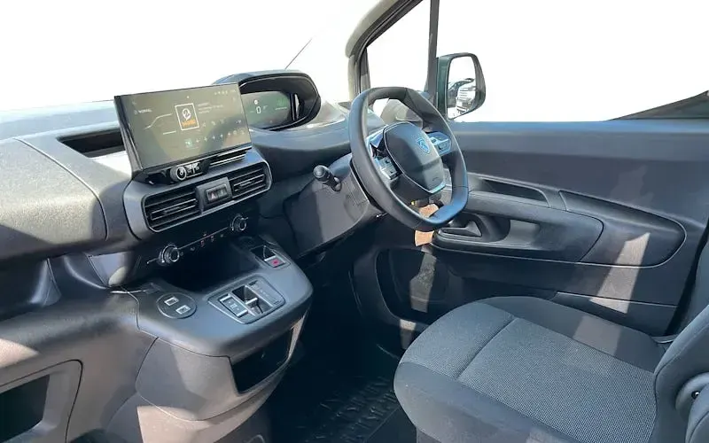 Usado Peugeot E-Partner 100 kW (136 CV) 2025 Monovolumen