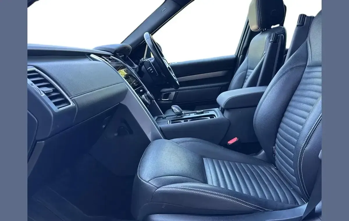 Used Land Rover Discovery SE Dynamic 296 HP (217 kW) 2021 White SUV