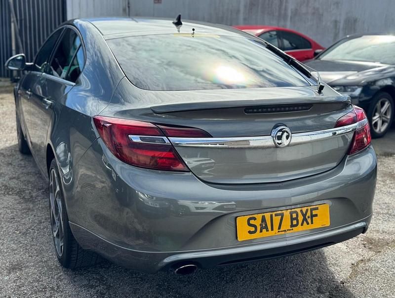 Used Vauxhall Insignia SRi 136 HP (100 kW) 2017 Grey Hatchback
