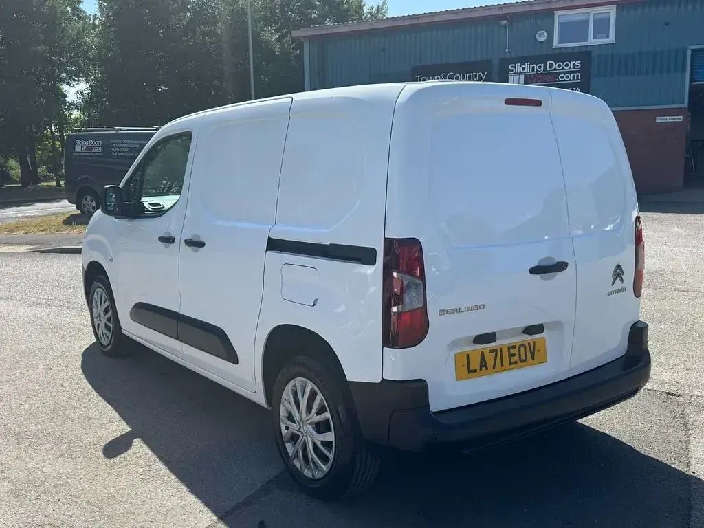 Used Citroën Berlingo 2022 White MPV