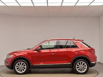 Used VW T-Roc Style 150 HP (110 kW) 2023 Red SUV