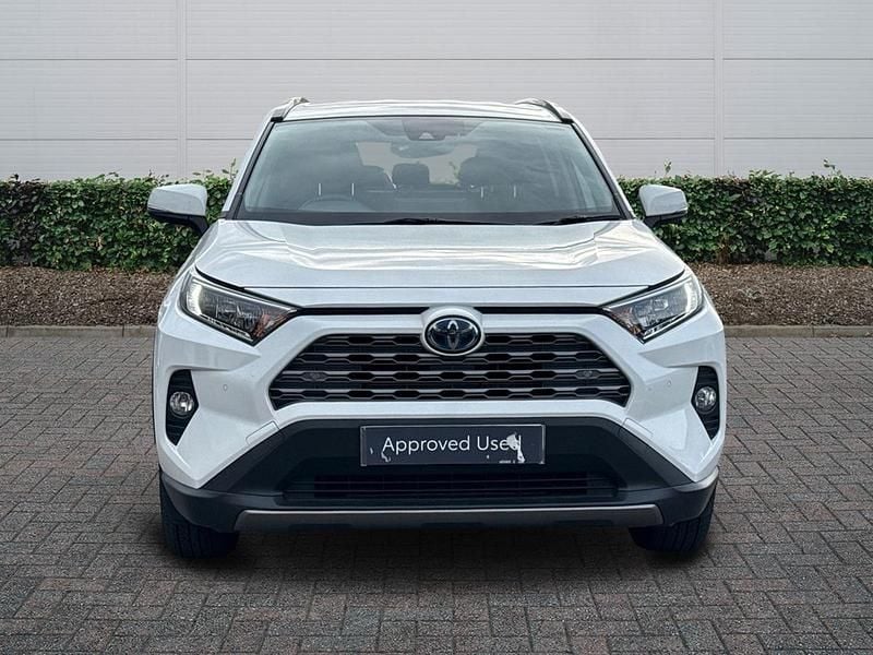 Used Toyota RAV4 Design 2021 White SUV