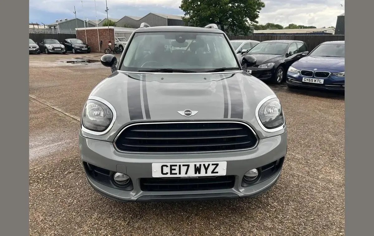 Używany Mini Cooper Countryman 134 KM (98 kW) 2017 Szary SUV