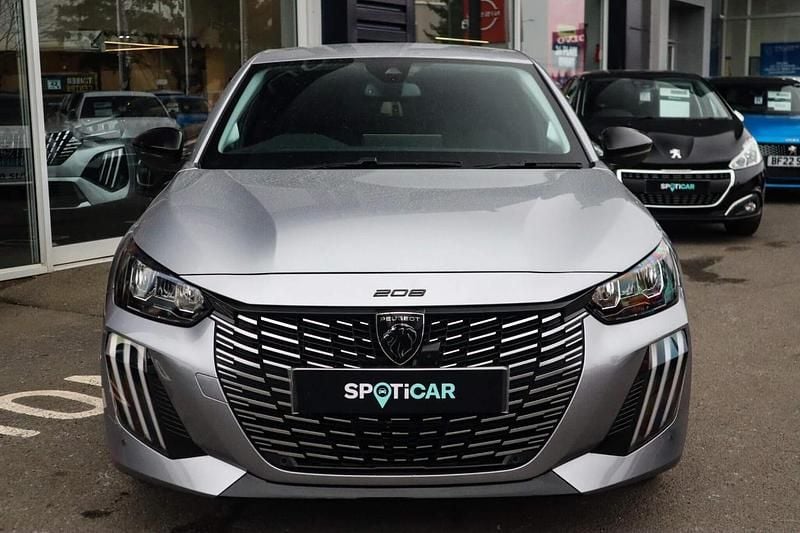 Used Peugeot 208 Allure 101 HP (74 kW) 2024 Grey Hatchback