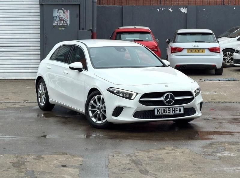 Used Mercedes A200 2019 White Hatchback
