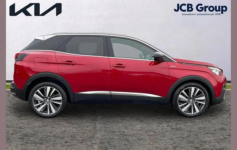 Used Peugeot 3008 Premium 178 HP (130 kW) 2019 Red SUV