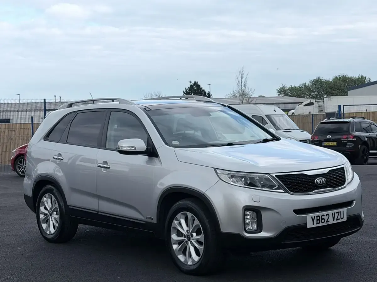 Begagnad Kia Sorento 197 HK (144 kW) 2013 Silver SUV