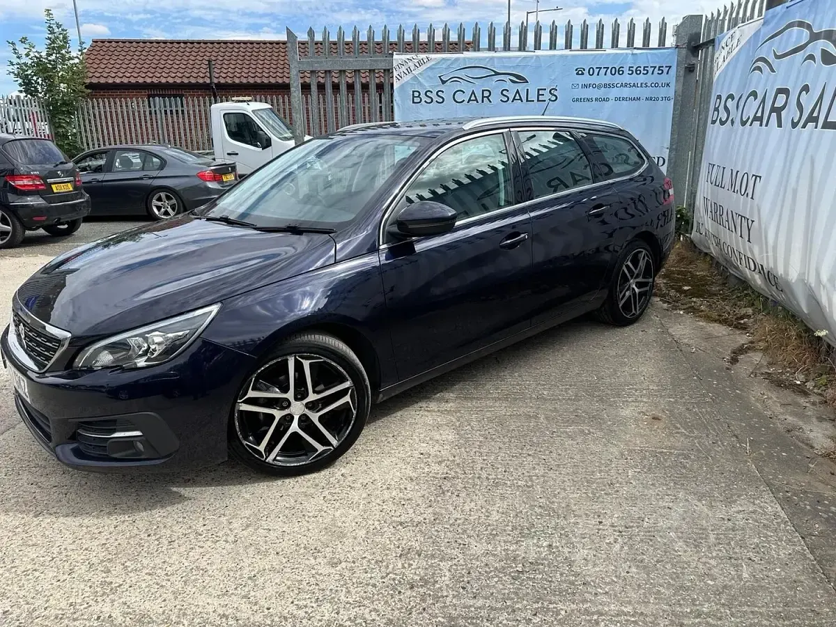 Used Peugeot 308 Allure 2017 Blue Estate