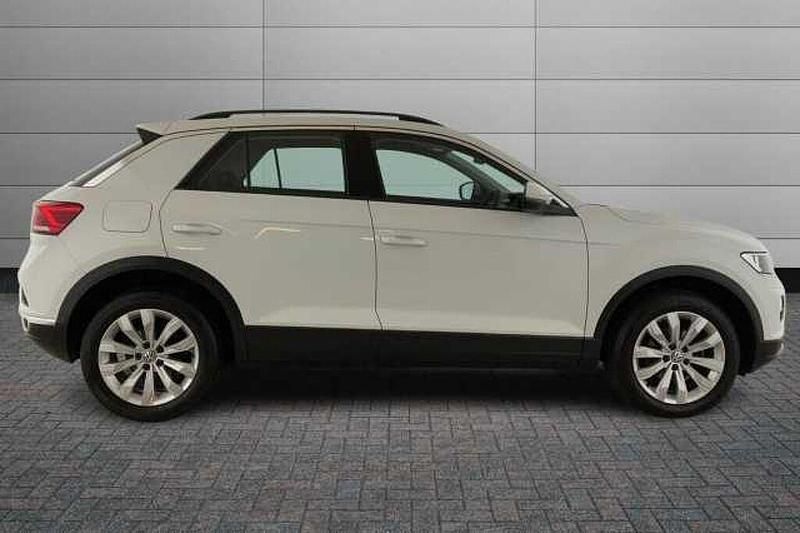 Used VW T-Roc SE 115 HP (84 kW) 2019 White SUV
