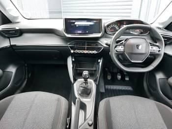 Used Peugeot 208 Style 101 HP (74 kW) 2025 Black Hatchback