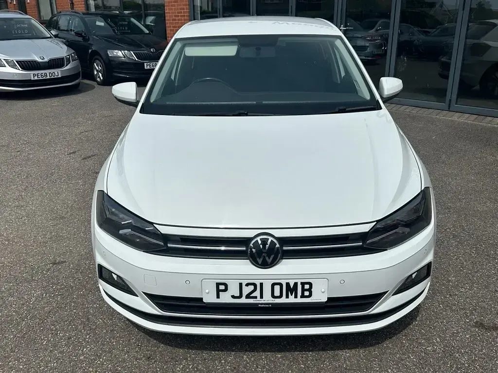 Used VW Polo Match 95 HP (69 kW) 2021 White Hatchback