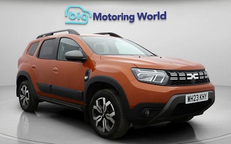 Used Dacia Duster Journey 148 HP (108 kW) 2023 Orange SUV