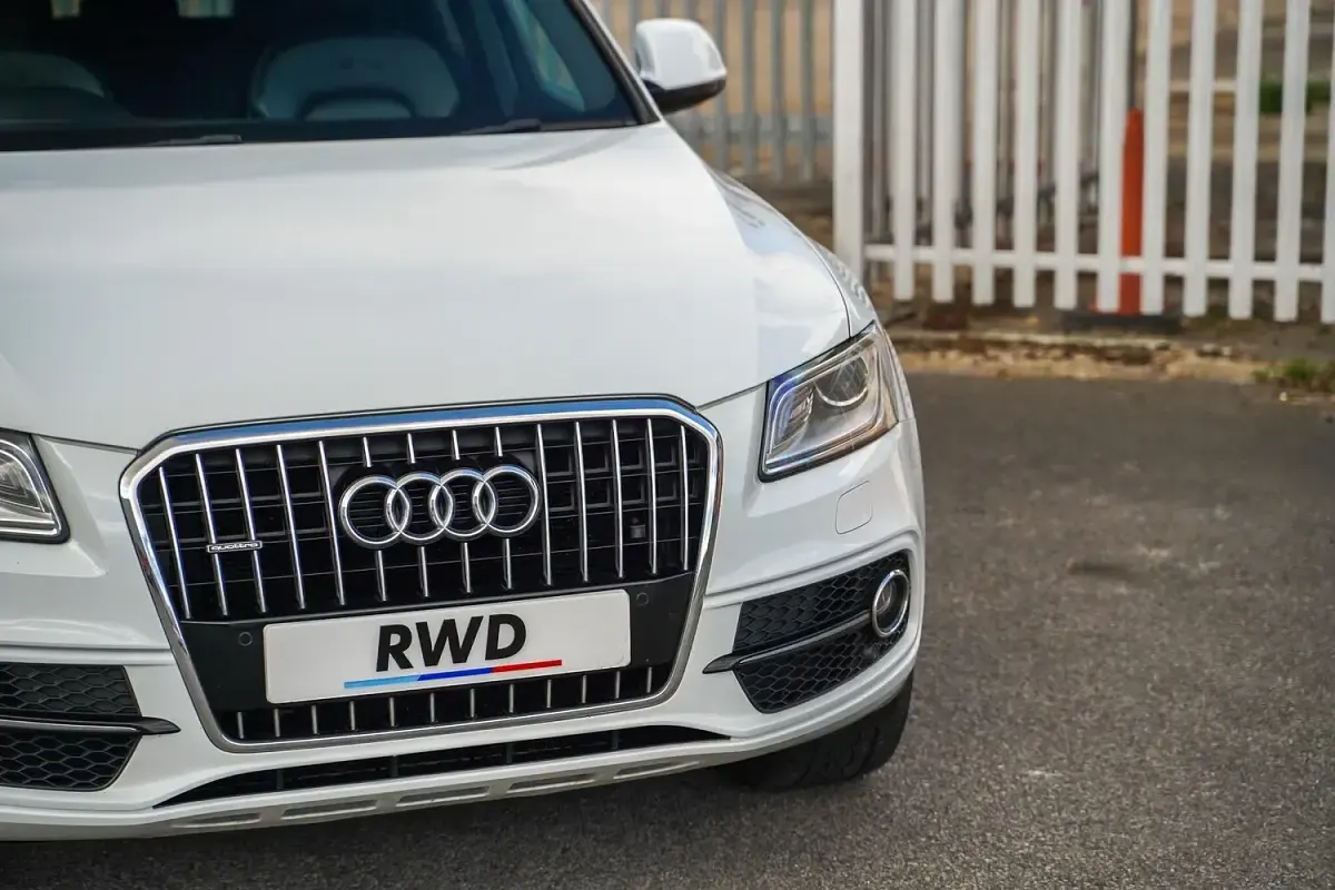 Used Audi Q5 S-line plus 150 HP (110 kW) 2016 White SUV