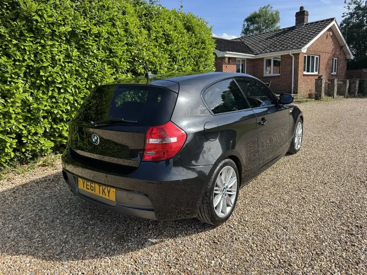 Used BMW 118 M Sport 2011 Black Hatchback