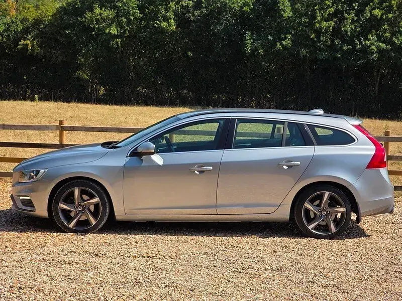 Used Volvo V60 R-Design 2015 Silver Estate
