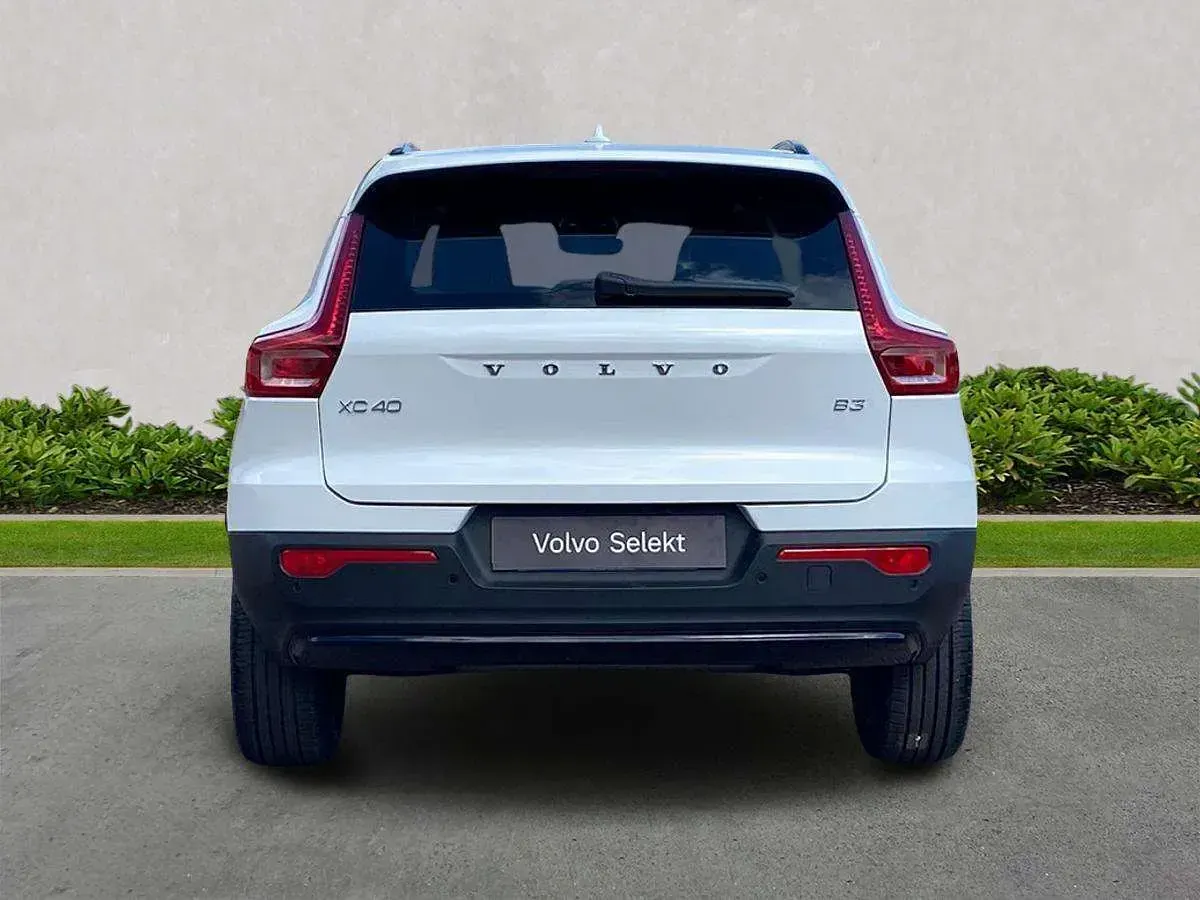Used Volvo XC40 Plus 2024 White SUV
