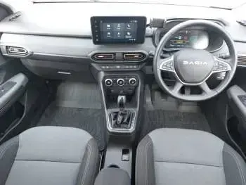 Second-hand Dacia Jogger Extreme 140 CP (102 kW) 2025 Verde Monovolum