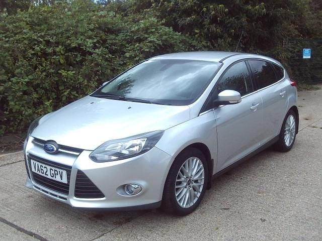 Silver Used 2013 Ford Focus Zetec Hatchback | £2,995 (Good price) - Image 1/4