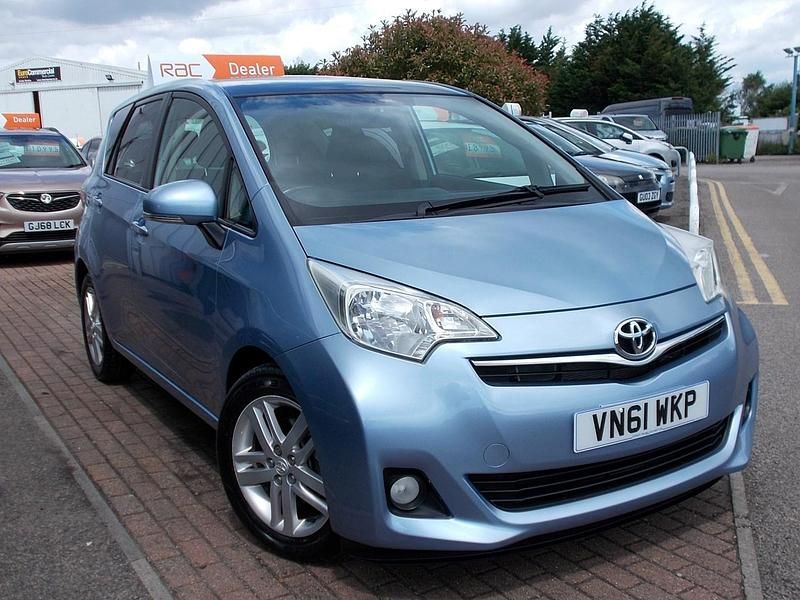 Light blue Used 2011 Toyota Verso MPV | £7,995 - Image 1/4