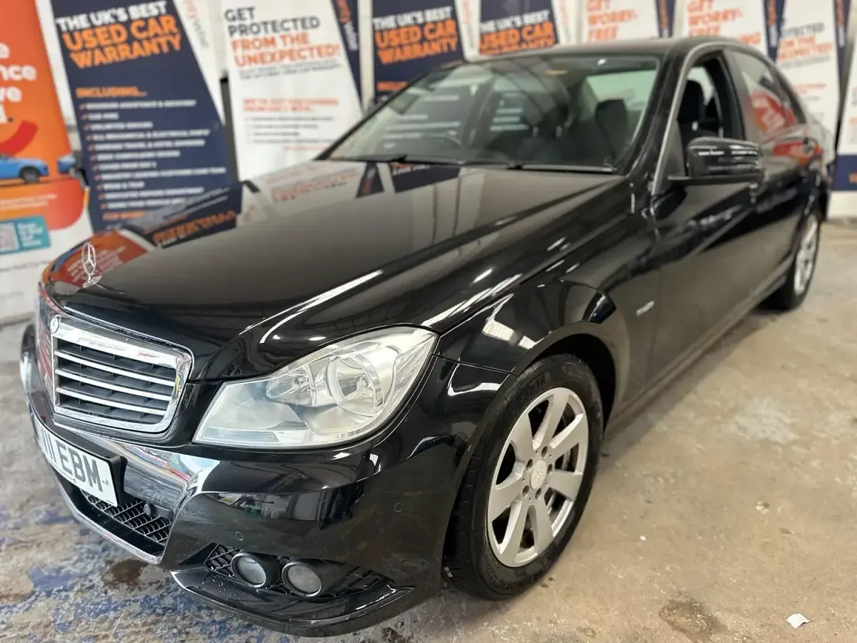 Used Mercedes C180 SE 156 HP (114 kW) 2011 Black Sedan