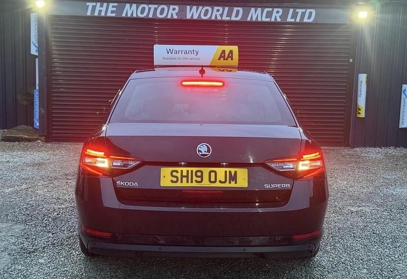 Used Skoda Superb SE L Executive 2019 Black Hatchback