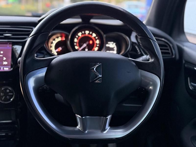 Green Used 2018 DS Automobiles DS3 Connected Chic Hatchback | £2,495 (Fair price) - Image 1/4