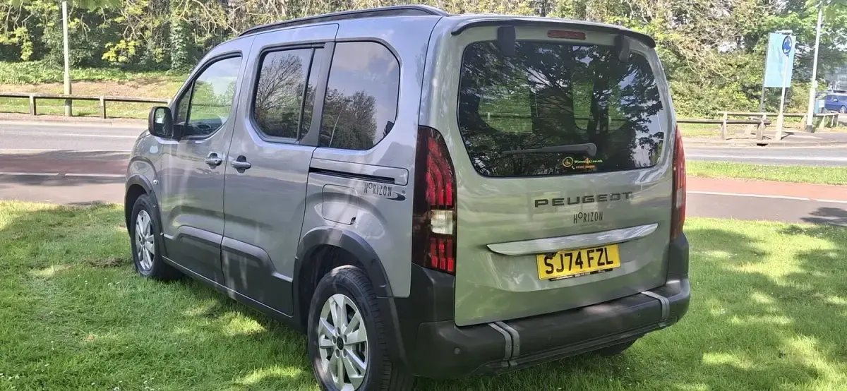 Used Peugeot Rifter Allure 2024 Grey MPV