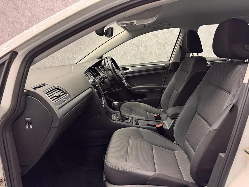 Second-hand VW Golf VII SE 150 CP (110 kW) 2017 Alb Hatchback