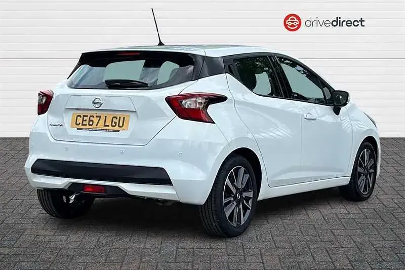 Used Nissan Micra Acenta 90 HP (66 kW) 2017 White Hatchback