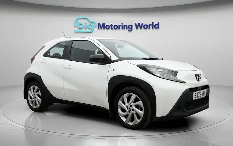 Used Toyota Aygo X PURE 72 HP (52 kW) 2025 SUV