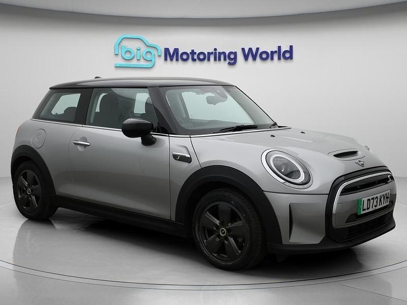 Silver Used 2023 Mini Cooper SE Hatch Hatchback | £15,100 (Super price) - Image 1/4