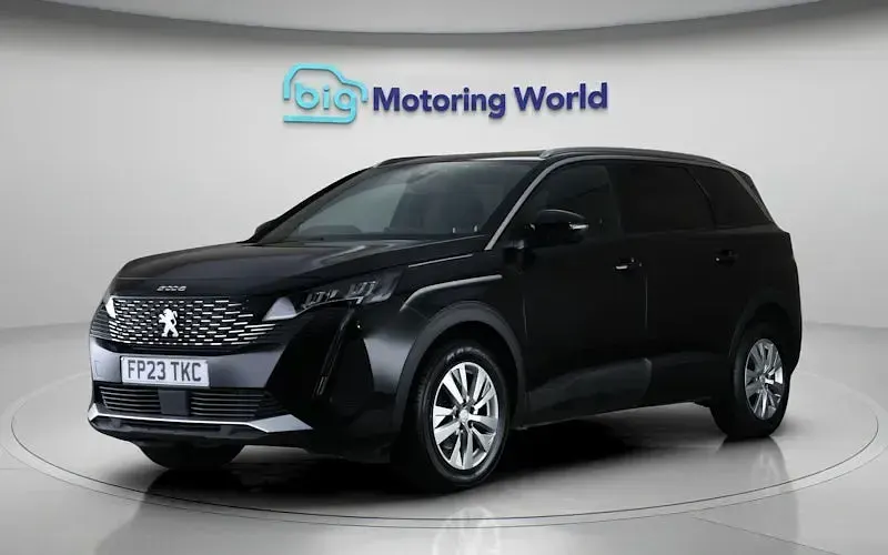 Used Peugeot 5008 Allure+ 131 HP (96 kW) 2023 Black SUV