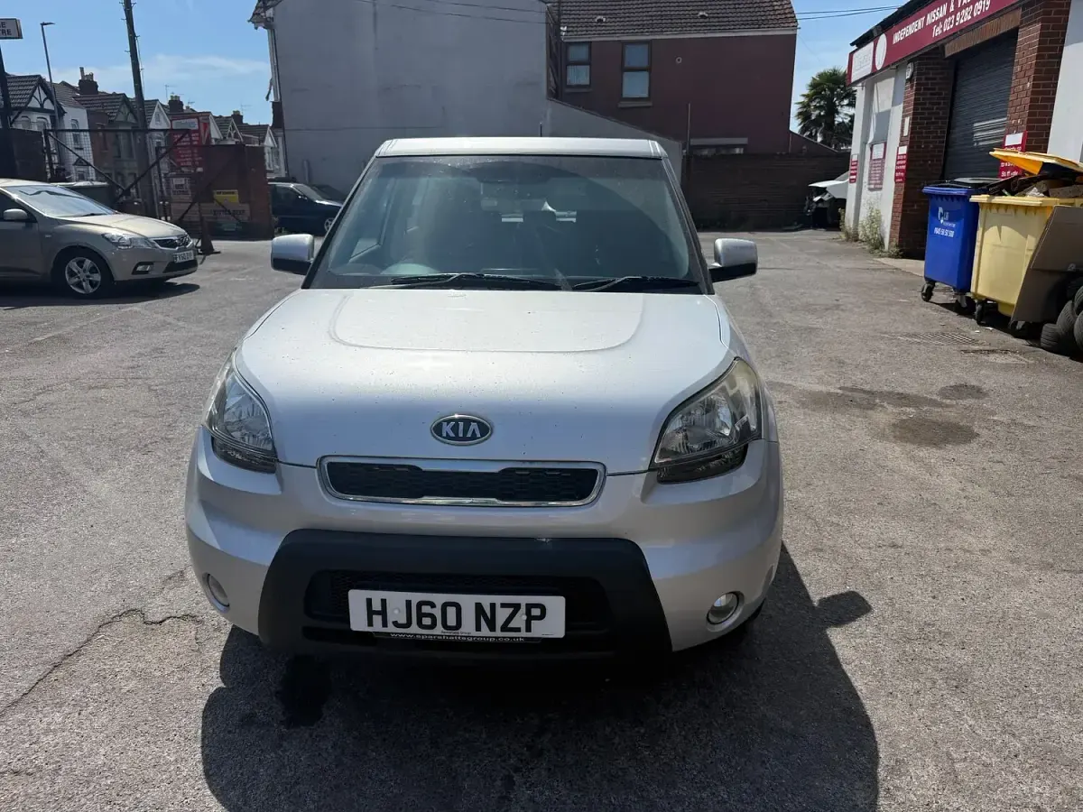 Used Kia Soul 124 HP (91 kW) 2010 Silver SUV