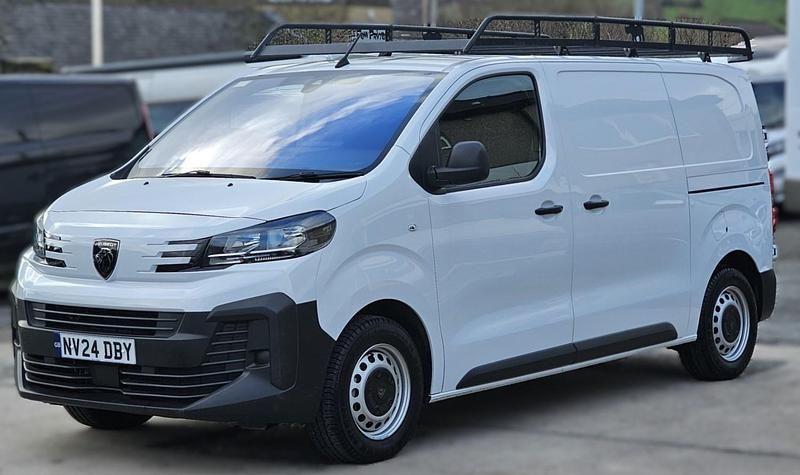 Used Peugeot Expert 2024 White Van