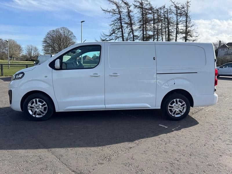 Used Vauxhall Vivaro Sportive 2020 White MPV