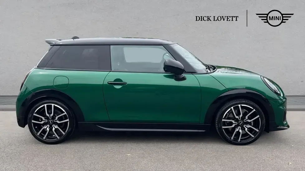 Used Mini Cooper S Hatch 201 HP (147 kW) 2026 Green Hatchback