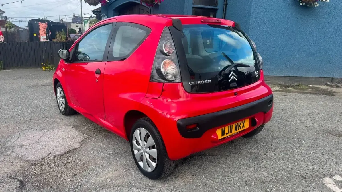 Used Citroën C1 VTR Sport 2011 Red Hatchback