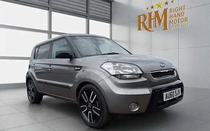 Used Kia Soul 128 HP (94 kW) 2010 Silver SUV